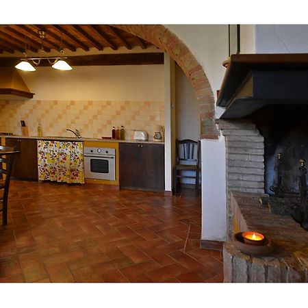 Agriturismo Bellavista Radicondoli Værelse billede